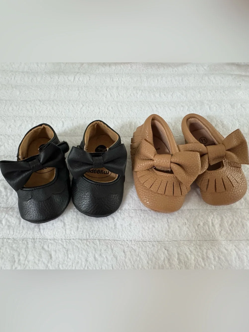 Bundle of 2 baby girl Bow Mary Jane moccasin Shoes in Black and Tan